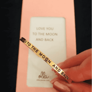 Olla Ehe bracelets with a message