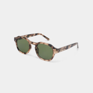 The ZAN - Havana sunglasses by A. Kjærbede feature green lenses and a round, thick tortoiseshell-patterned frame, shown on a plain white background. Gate21.ee