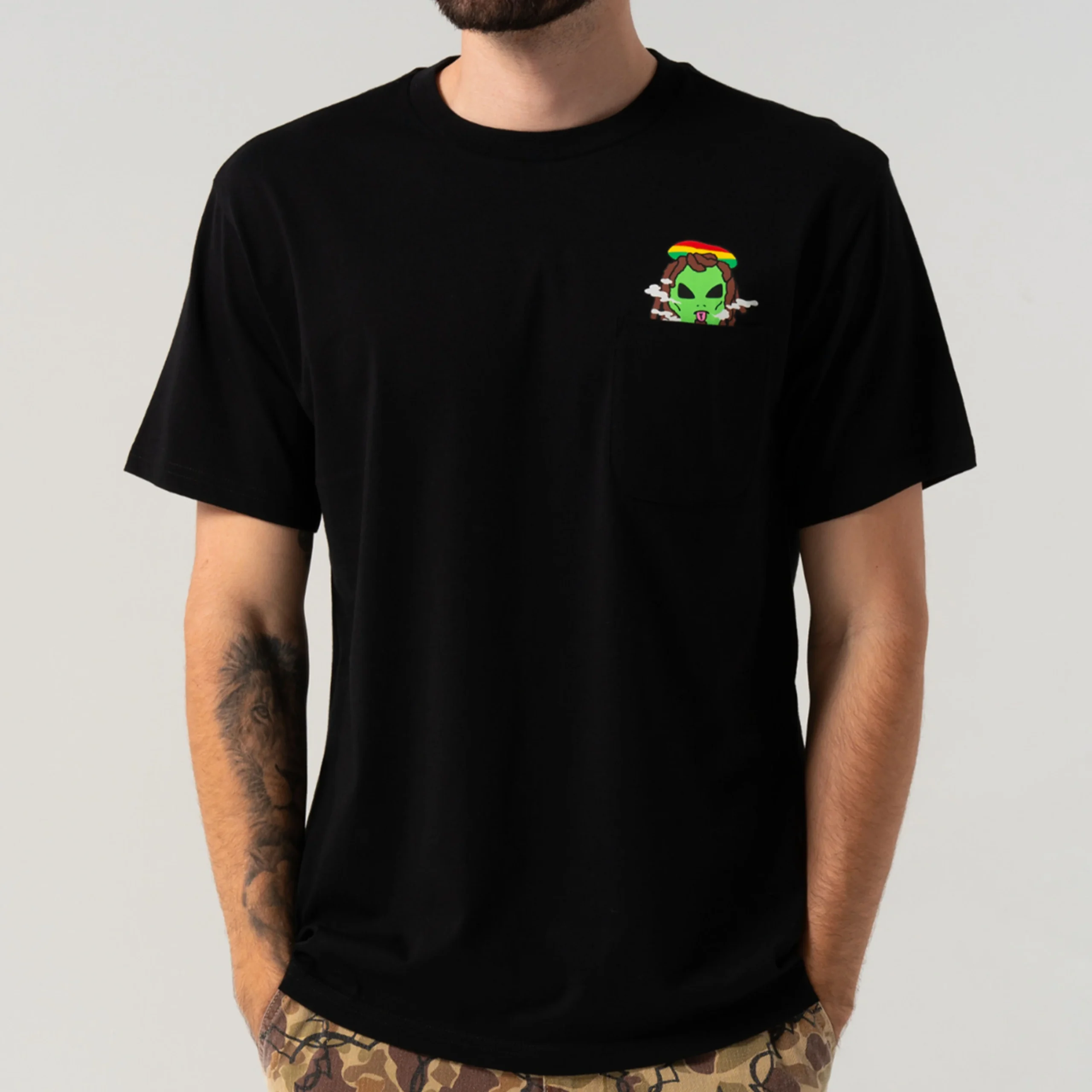 Smoking Rasta Alien Pocket Tee - Black - Image 2