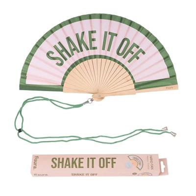 "Shake it off!" - fan