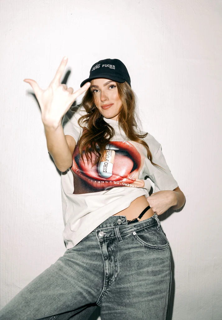 Zero Fucks T-shirt - Nude - Pilt 3