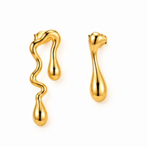 The Drops - BØLD Earrings - Gold set features two asymmetrical earrings: one with a wavy, fluid design and two drops, and the other shorter with a curved shape and a single drop, shown against a white background. Gate21.ee