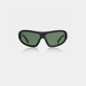 The Devon - Demi Tortoise features oversized A. Kjærbede sunglasses with dark green lenses and a thick, dark tortoiseshell frame, shown against a plain white background. Gate21.ee