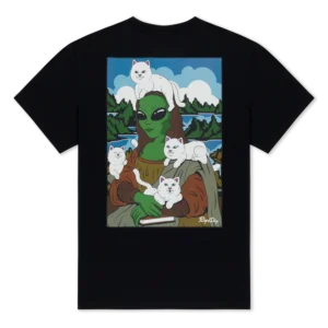 The Sanctum Tee - Black features an illustration of an alien as the Mona Lisa sitting with five white cats in a scenic landscape with trees and mountains. Gate21.ee