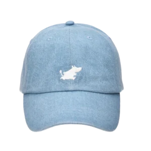 A black baseball cap featuring a small white embroidered cartoon dog on the front, echoing the whimsical style of Moomin keyrings, displayed against a plain white background. Gate21.ee